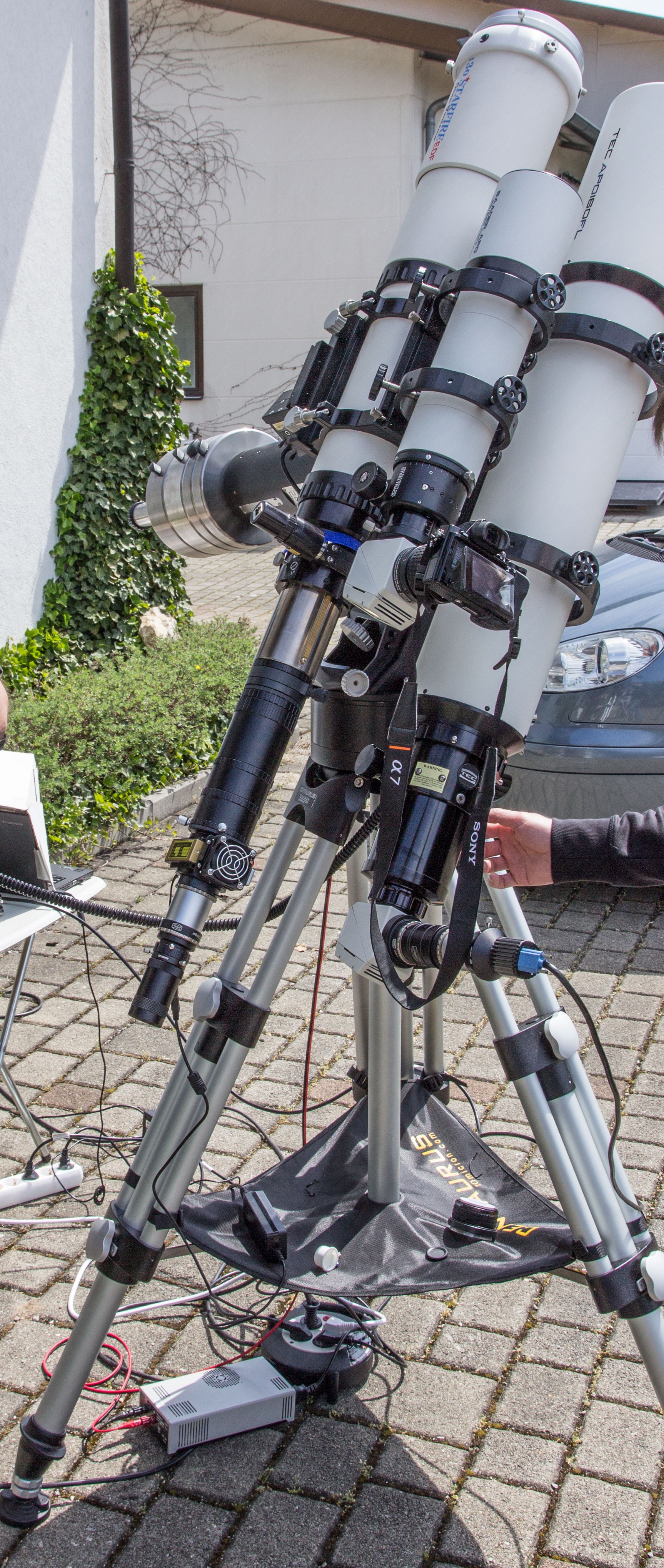 Anwendungsbild: Teleskop-Kombination mit Weißlicht und H-alpha beim Merkurtransit 2016