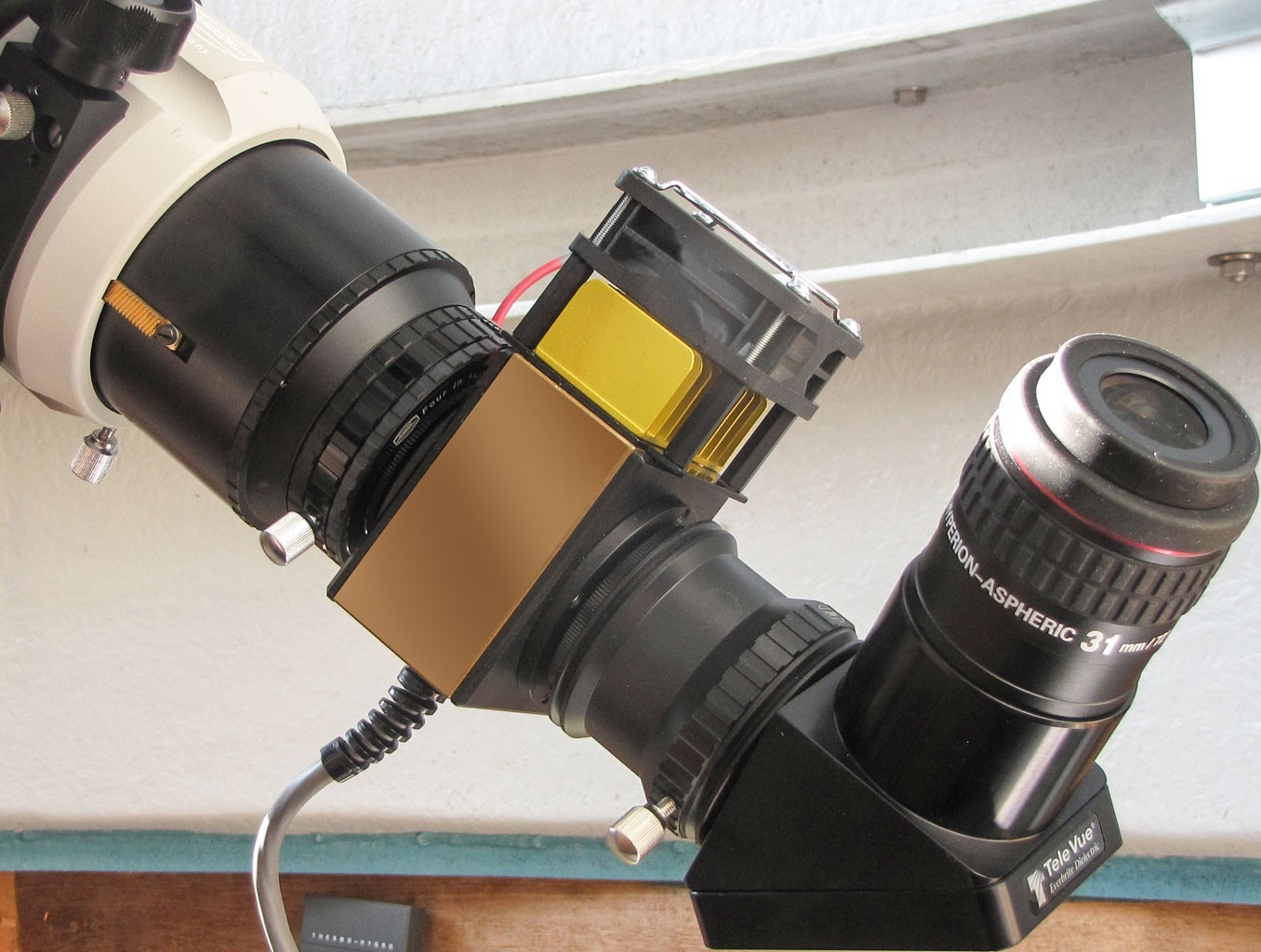 Application image: Solar Spectrum H-alpha Filter with mirror diagonal and Hyperion eyepiece